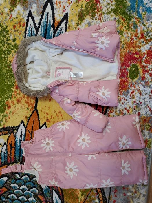Дитячий зимовий комплект (куртка + комбінезон) для дівчинки Carter's
