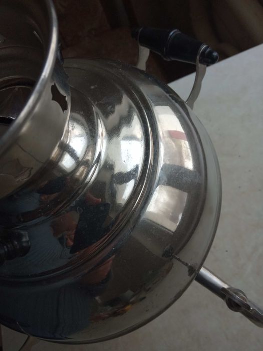 Самовар электрический 3 литра в хорошем состояниии