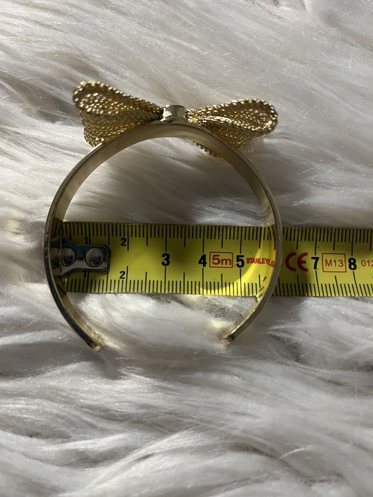 Bransoletka z kokardą