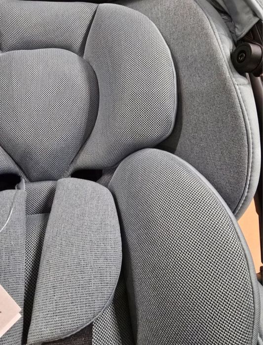 Автокрісло britax