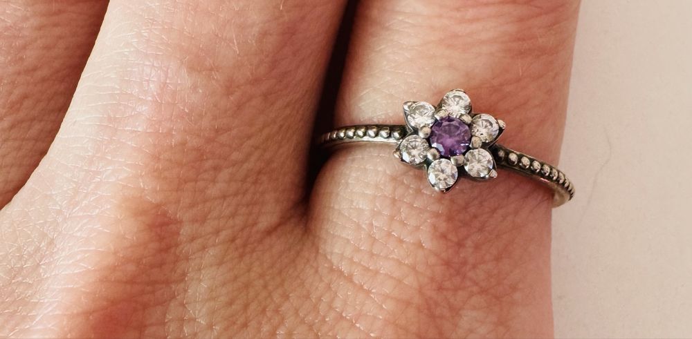 Каблучка Пандора .