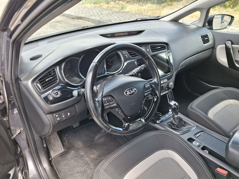 Kia cee'd JD TX Sw 1.6 crdi 128cv