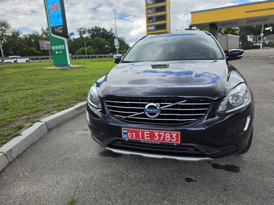 Продам Volvo xc60 2016 2.0