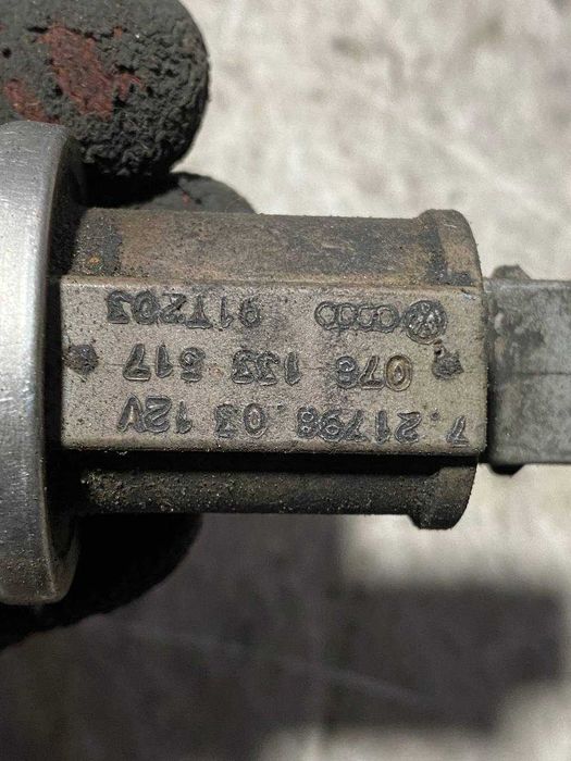 Електромагнітний вакуумний клапан Audi 100 A6 C4  076133517 / 72179803