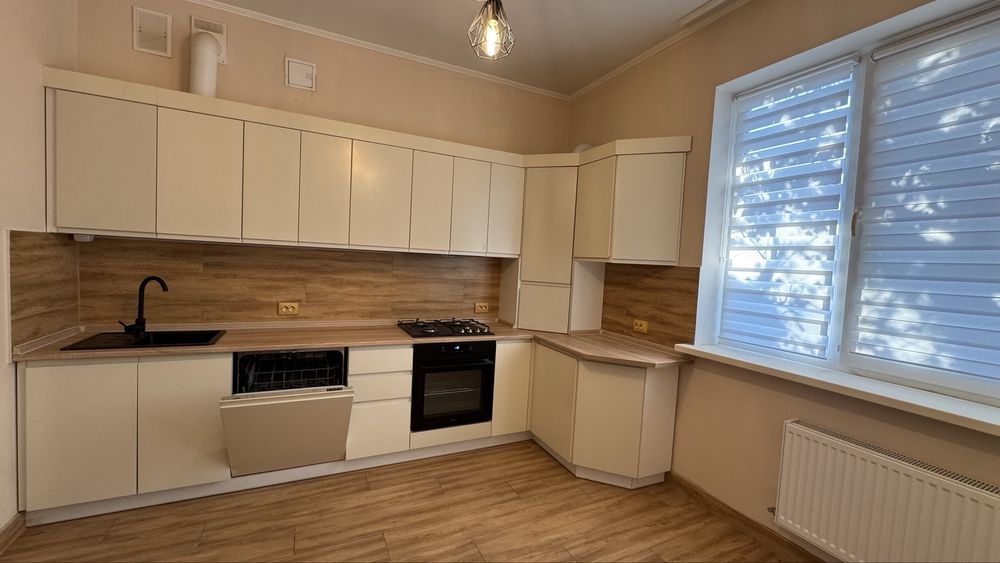 Продам будинок в районі Дубово