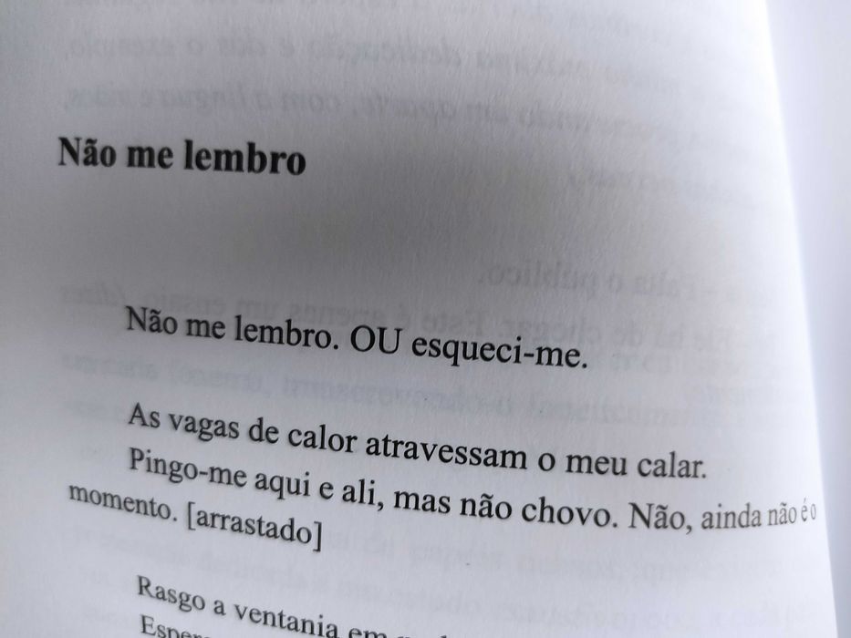 Novos- Vendo exemplares - 4uatro - edição de autor