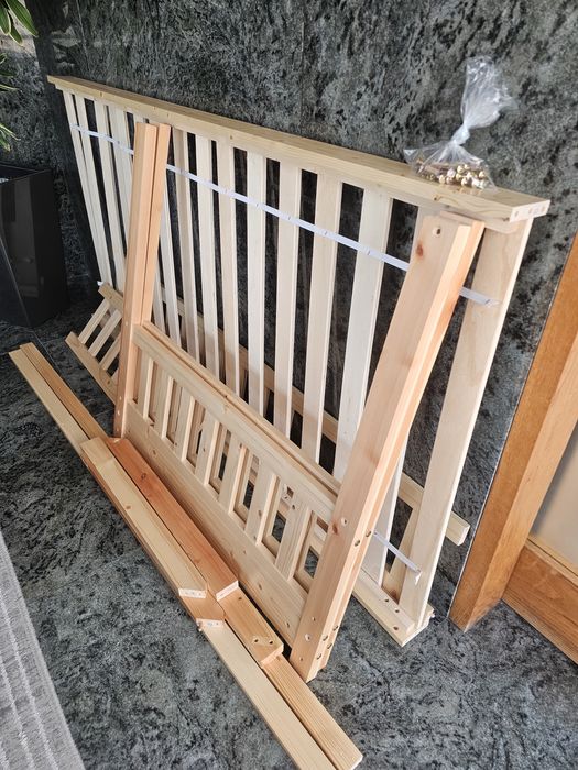 Cama MONTESSORI bosco natural

hôma
199,00
