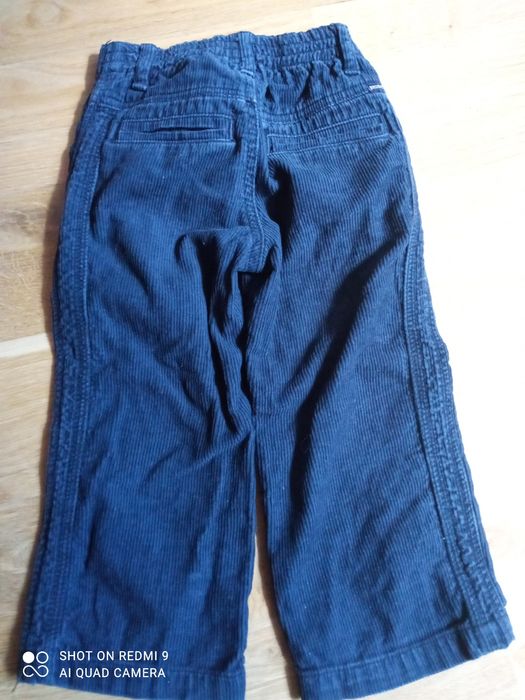Spodnie sztruksy chłopięce 92