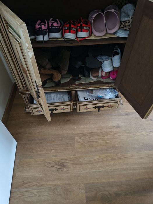 Sapateira pintada à mão estilo D. Maria