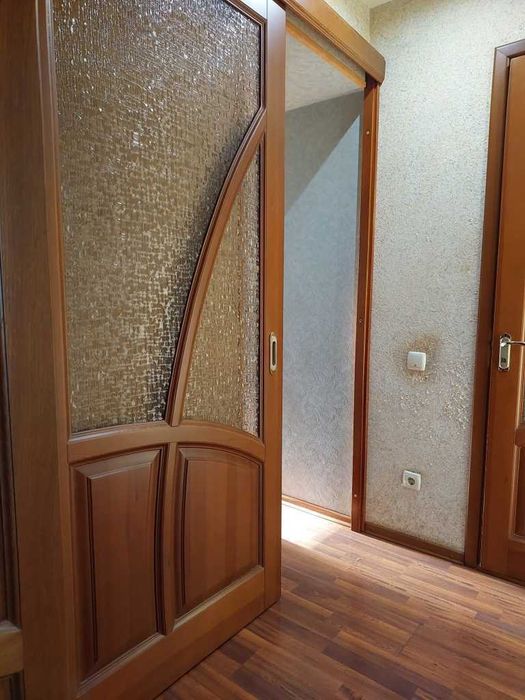 Продаж 2 кім. квартири. 62 м2. Індив. газ. опал. 2 балк. Центр №19000