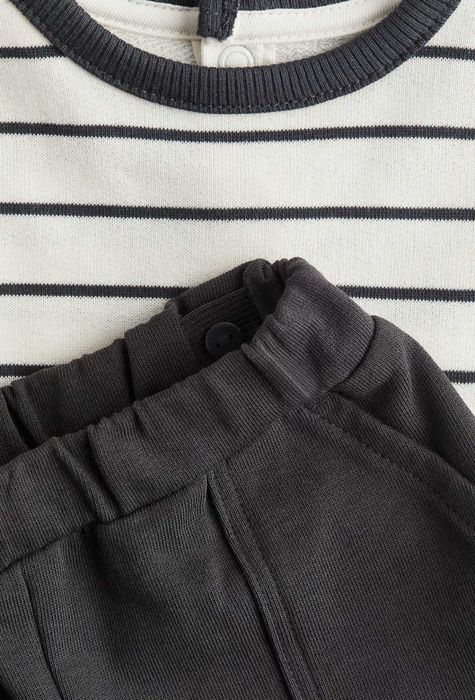 Комплект трикотажний від h&m ріст 98 і 104 см