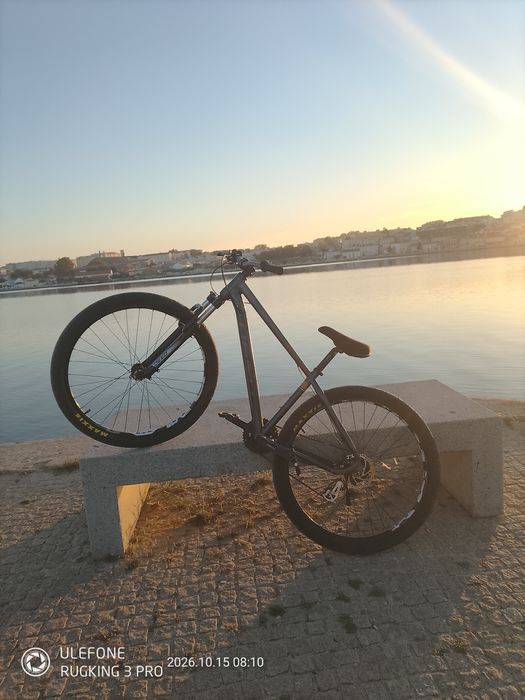 Bike flame 29 stunt/VENDO O TROCO, PHONE, PS5,TROTINETE,
