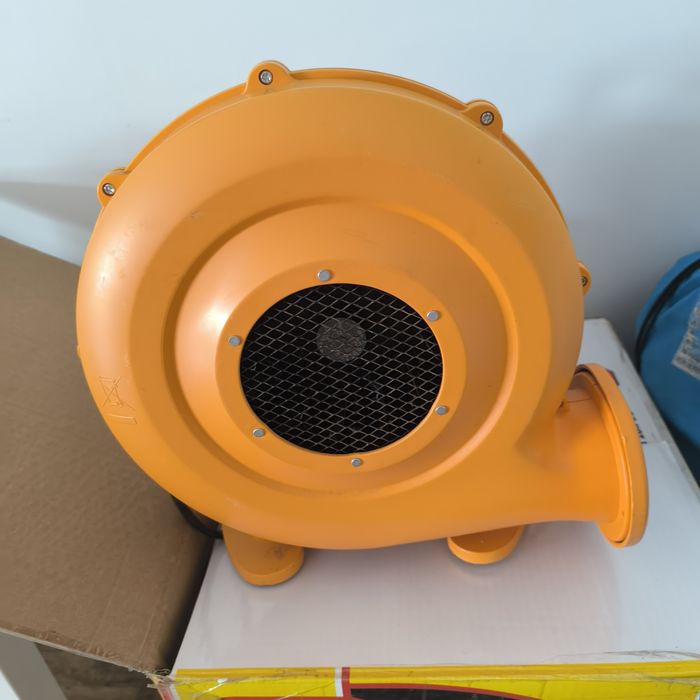 Vendo Insuflável Infantil Little Tikes (usado mas em excelente estado)