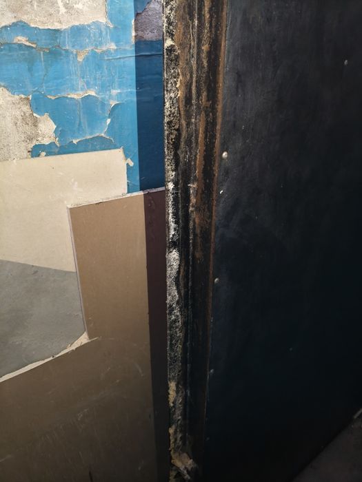 Прдам вхідні двері