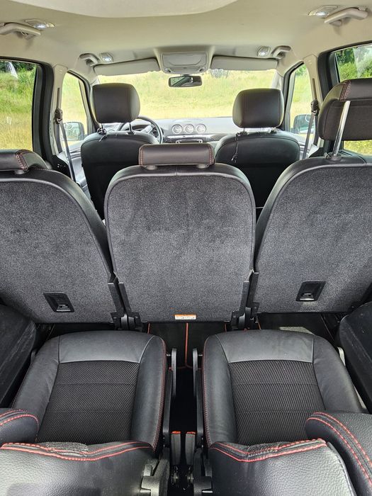 Carrinha Ford SMax