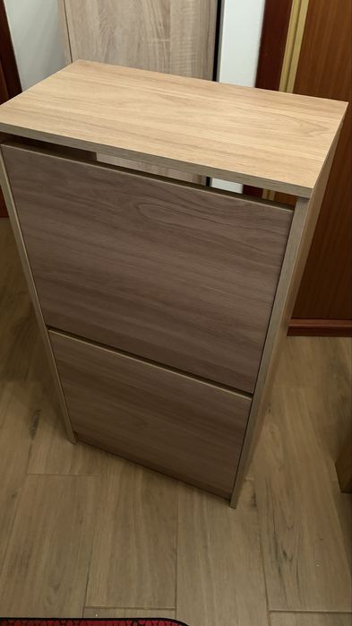Sapateira IKEA com 2 compartimentos