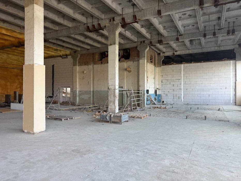Оренда складу 2500 м², Вишенька, ліфт, 400–500 кВт, світло