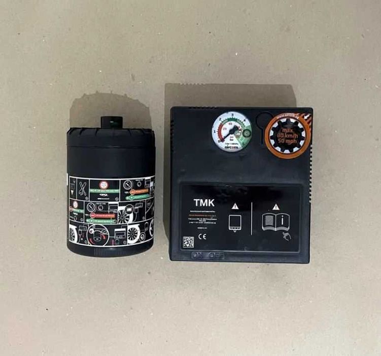 Zestaw naprawczy do opon TMK (kompresor + uszczelniacz 450 ml)