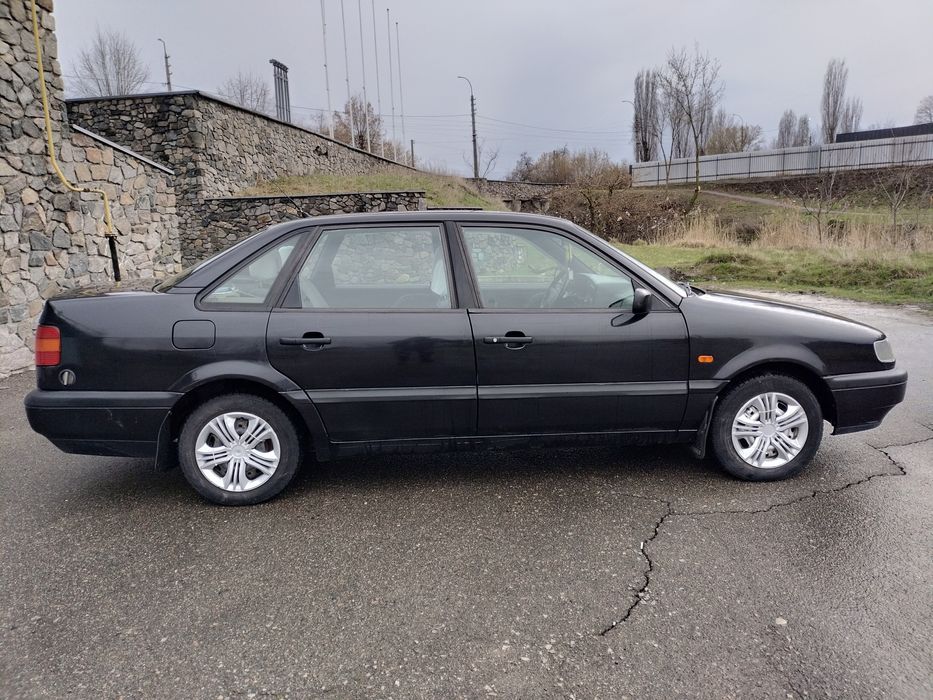 Продам свій Volkswagen Passat B4