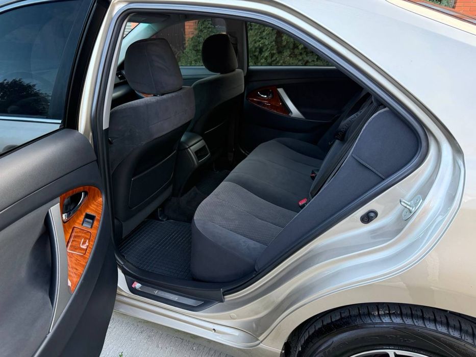 Продам Toyota Camry