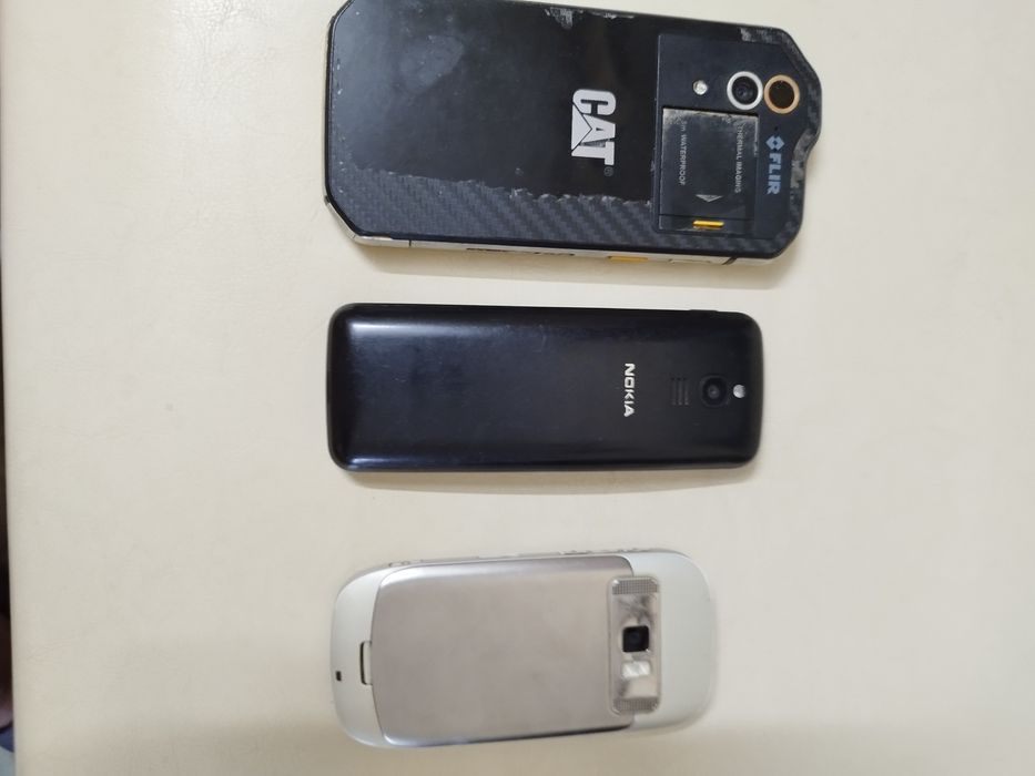 Продаю телефоны рабочие