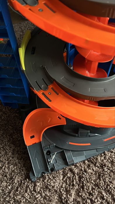 hot wheels mega garage ігровий набір