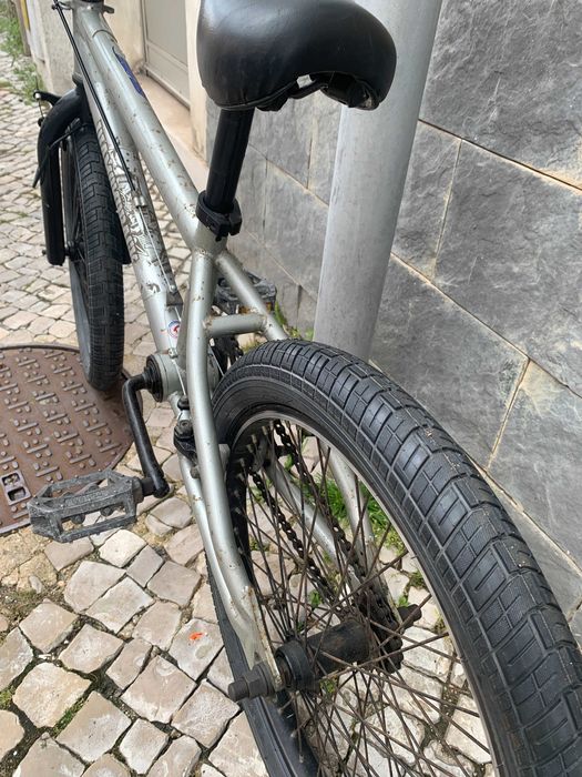 Bicicleta BMX Diamondback