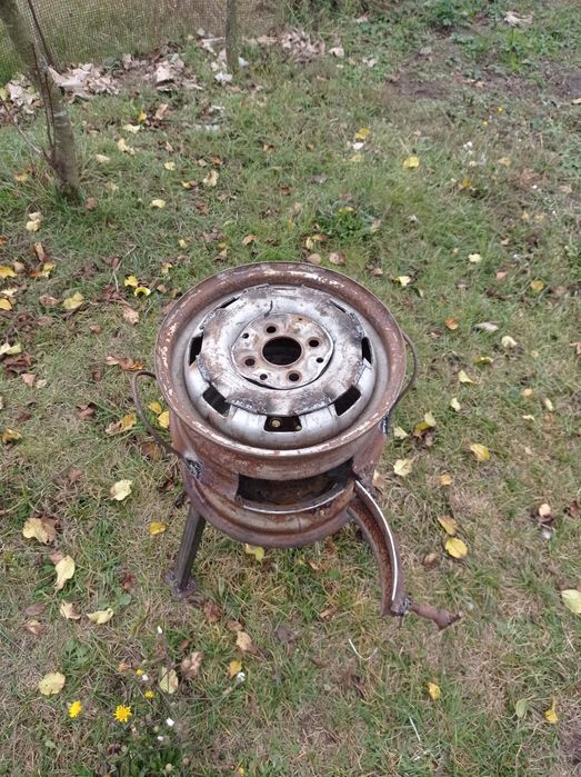 Піччь буржуйка .