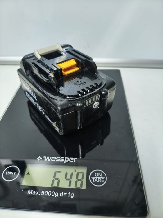 Oryginalna bateria Makita 5.0Ah BL1850B. 

O tym że bateria jest orygi