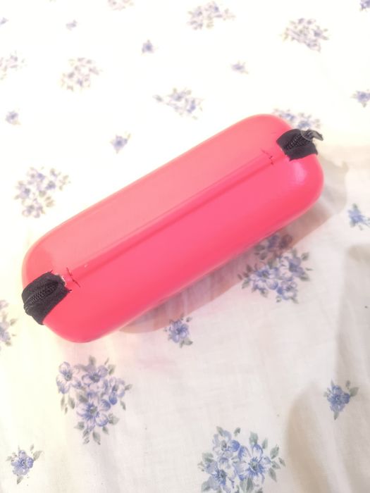 Etui na okulary New Yorker w kolorze barbie pink