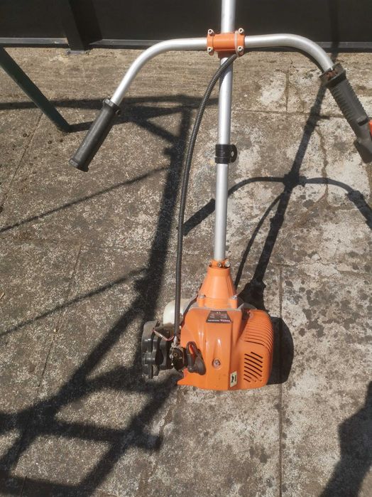 material ÁGUA E RELVA