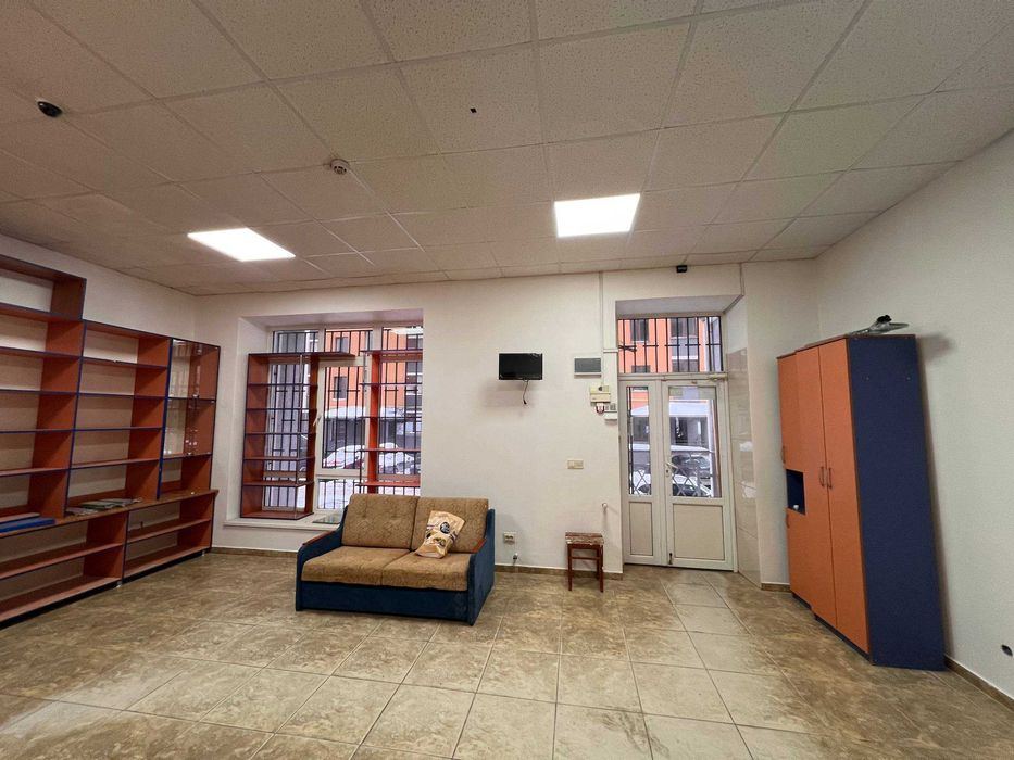 Оренда Комерційного Приміщення ПАРКОВА АЛЕЯ