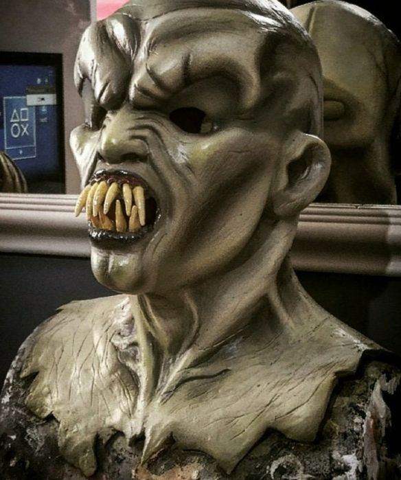 Máscara Maldita Arrepios Premium