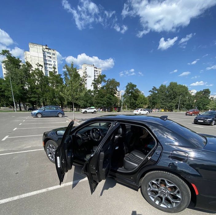 ОБМІН! Ghrysler 300 S 2015! Вишуканий, статусний автомобіль!