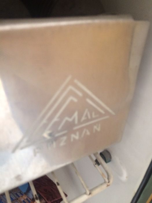 Stara retro vintage lodówka KRA