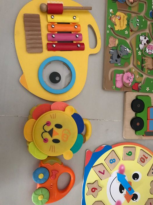 6 brinquedos para bebe/ crianças