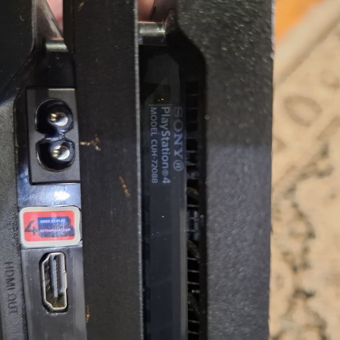 PS 4 Pro 1Tb cun 7208B