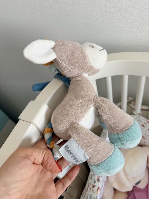 Nattou- Peluche musical para berço