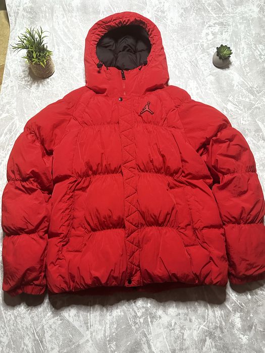 Оригінальний пуховик Jordan Джордан