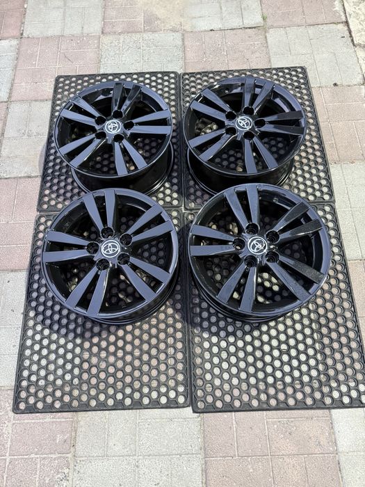 Диски оригінал Toyota Camry corolla avensis avalon auris 5 114,3 r16