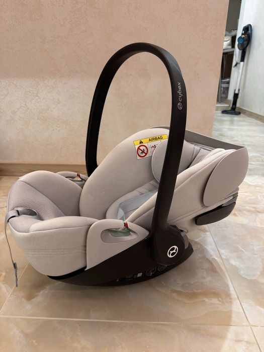 Продам дитячу автолюльку cybex