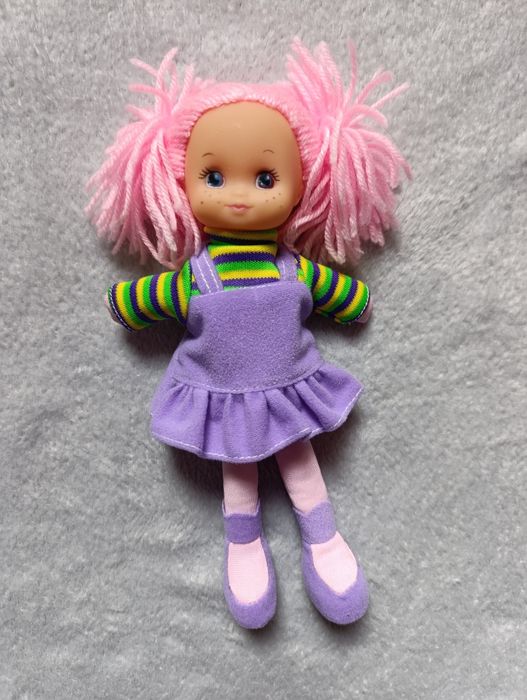 Іграшки для дівчинки