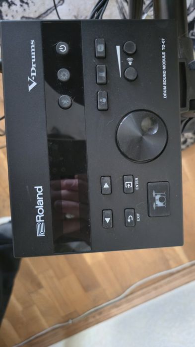 Електронні барабани, Електронна барабанна установка Roland TD-07DMK