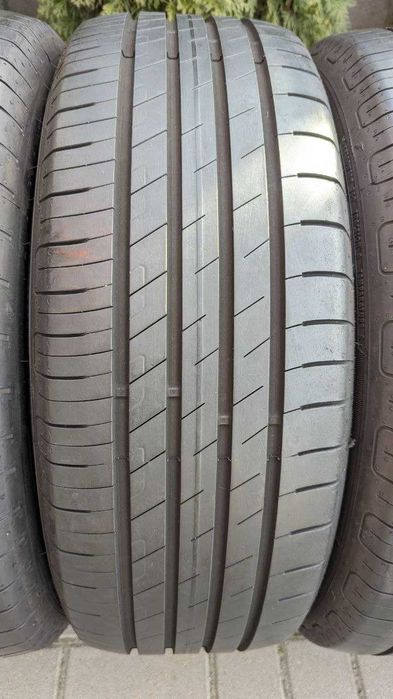 Шини 215/55 R18 95H Good Year Efficient Grip Performance