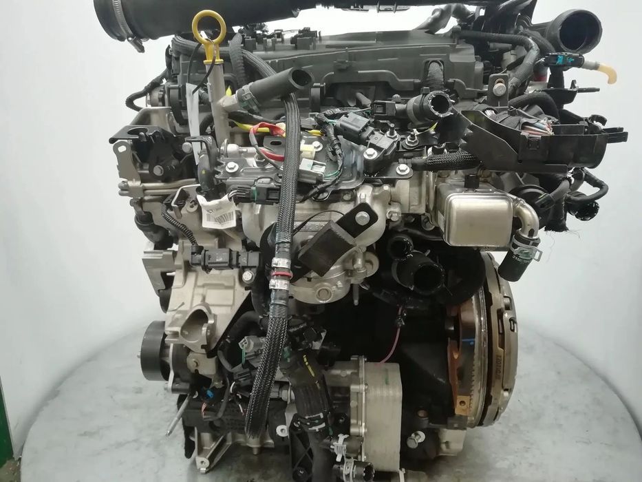 Motor Renault Trafic III 2023 2.0 Bluehdi de 120cv M9R717