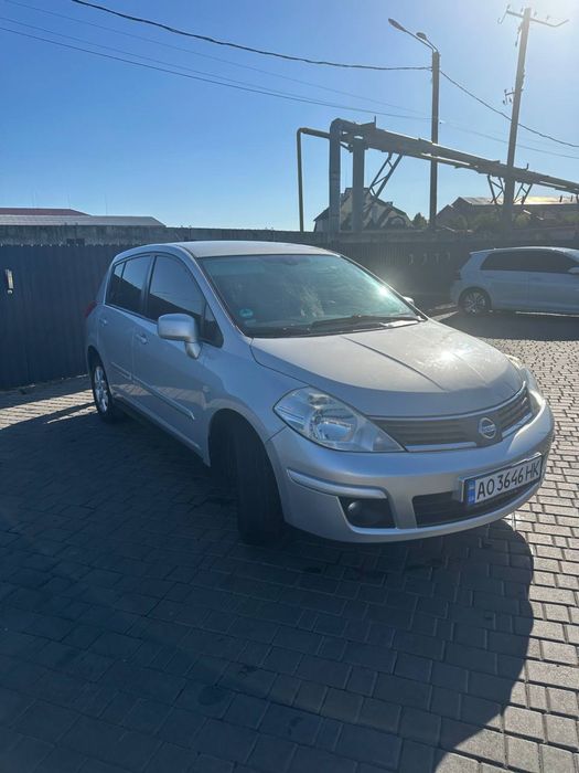 Nissan Tiida 1.6 MT 2007