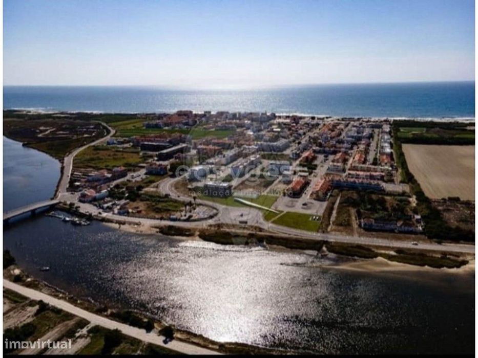 Terreno para construção de prédios e moradias na Praia da Vagueira