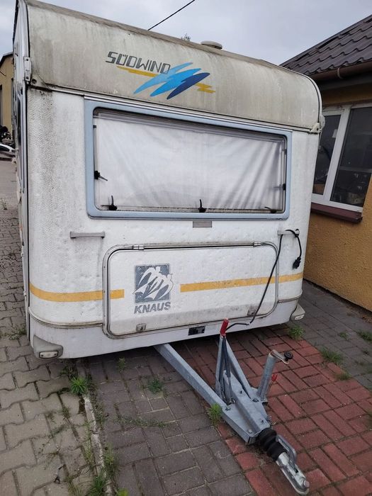 Knaus przyczepa kempingowa kemping