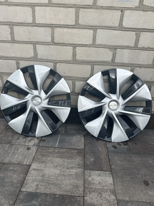 ковпаки TESLA  R19