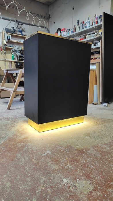 Recepcja fryzjerska kosmetyczna lada biurko konsola